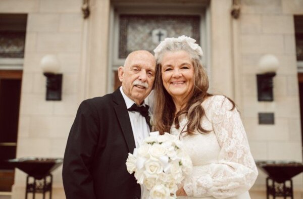 La felicidad de los esposos.